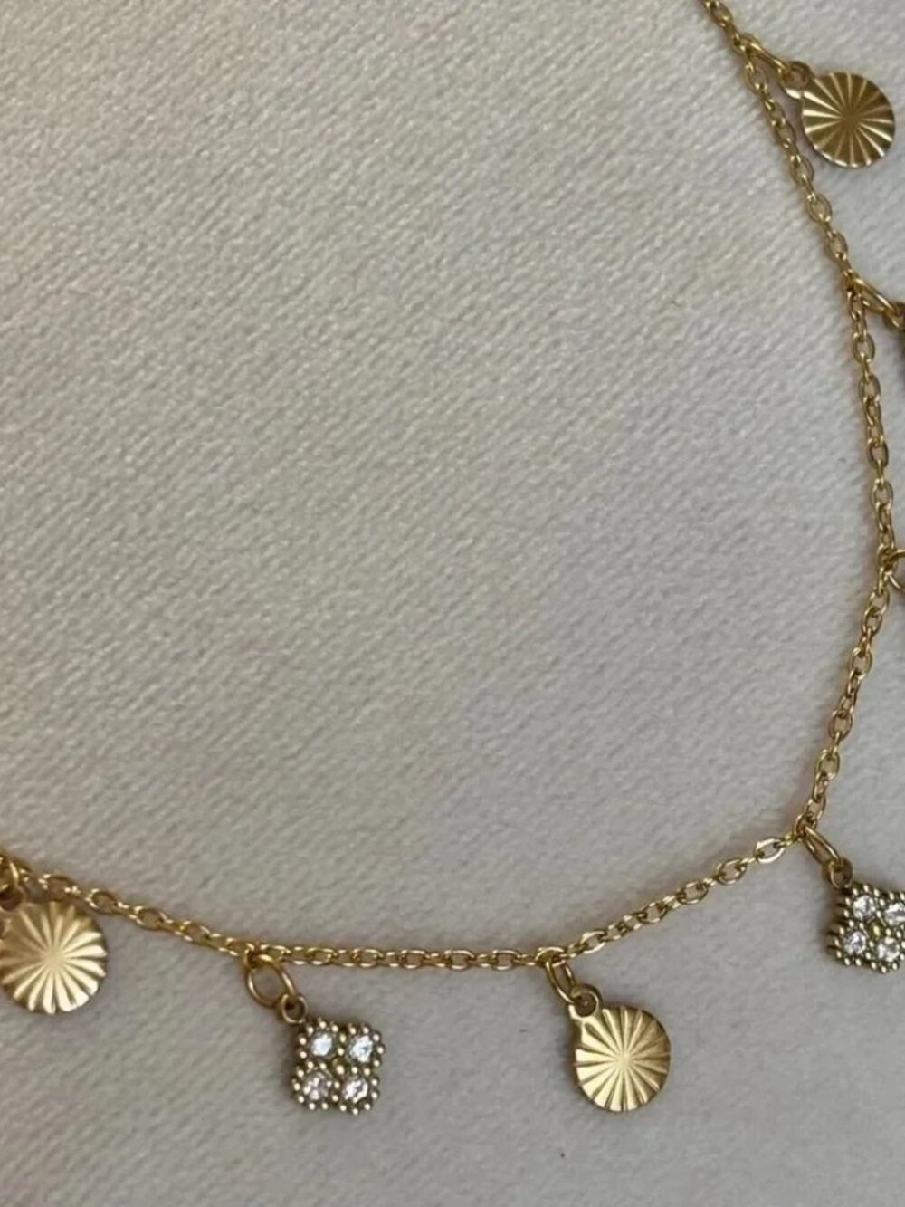 Diamond flower Necklace Q336